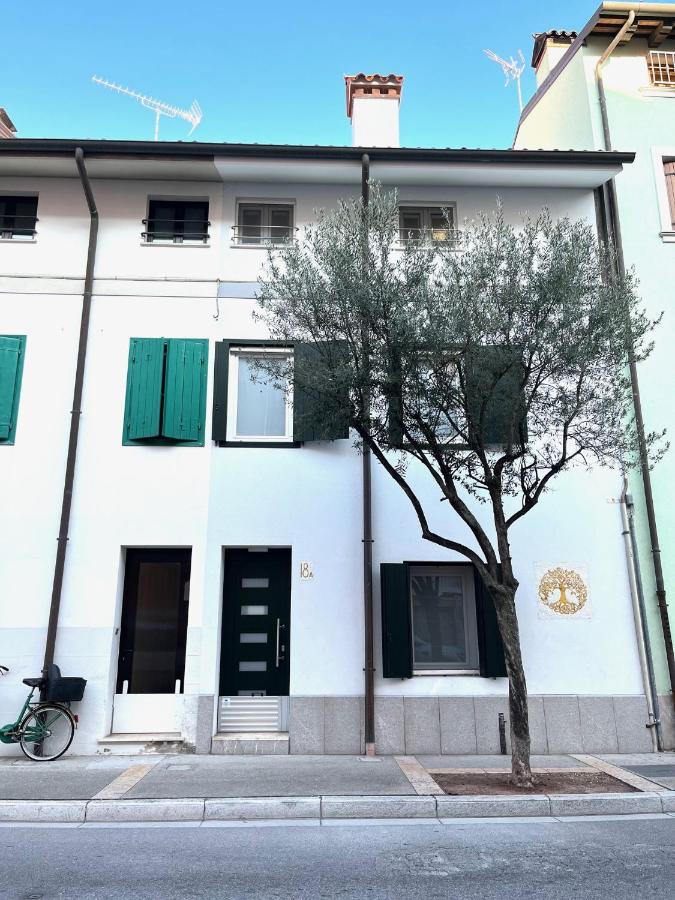 Marchesini Apartments Grado Exteriör bild
